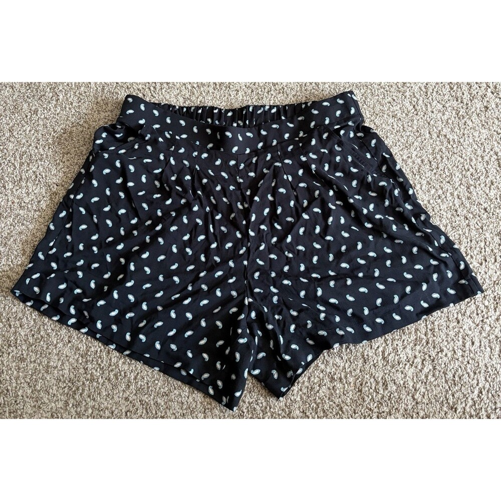 Women's Torrid Pull On Navy Paisley Elastic Waist Shorts, Size 1